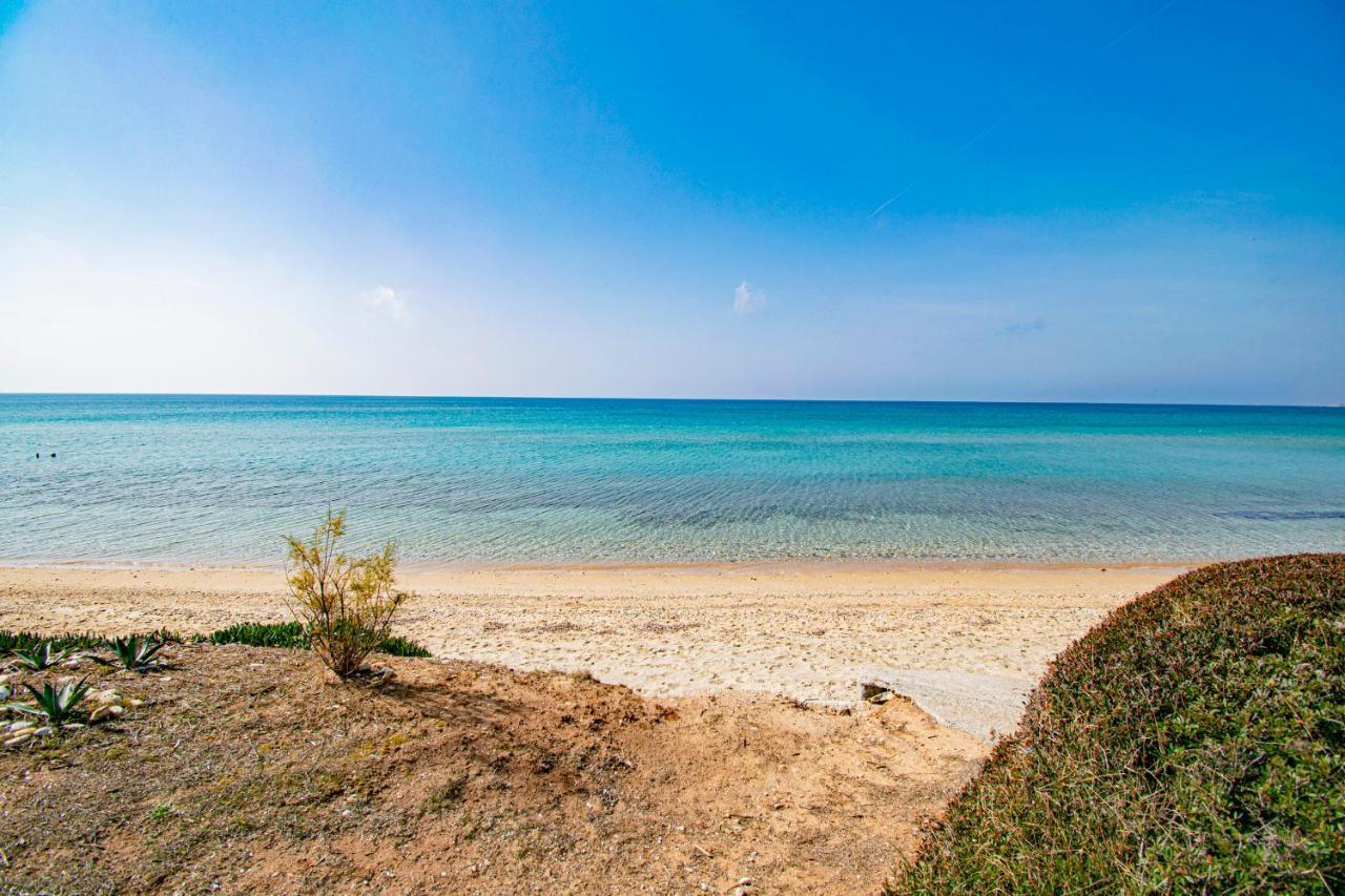 Coel Luxury Suites By Rentalspro Services - Potidea Halkidiki Nea Poteidaia Eksteriør billede