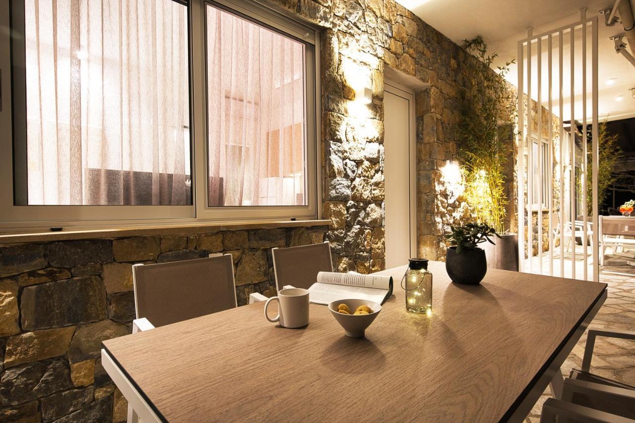 Coel Luxury Suites By Rentalspro Services - Potidea Halkidiki Nea Poteidaia Eksteriør billede
