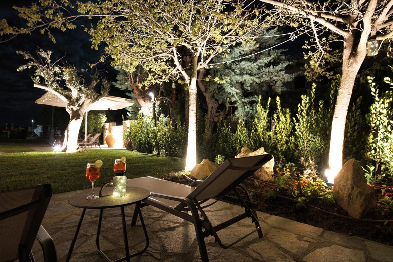 Coel Luxury Suites By Rentalspro Services - Potidea Halkidiki Nea Poteidaia Eksteriør billede