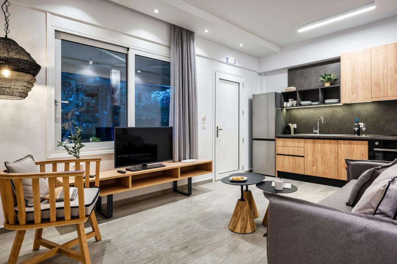 Coel Luxury Suites By Rentalspro Services - Potidea Halkidiki Nea Poteidaia Eksteriør billede