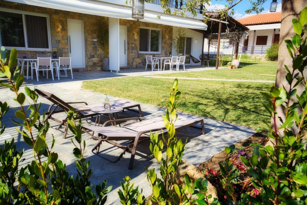 Coel Luxury Suites By Rentalspro Services - Potidea Halkidiki Nea Poteidaia Eksteriør billede